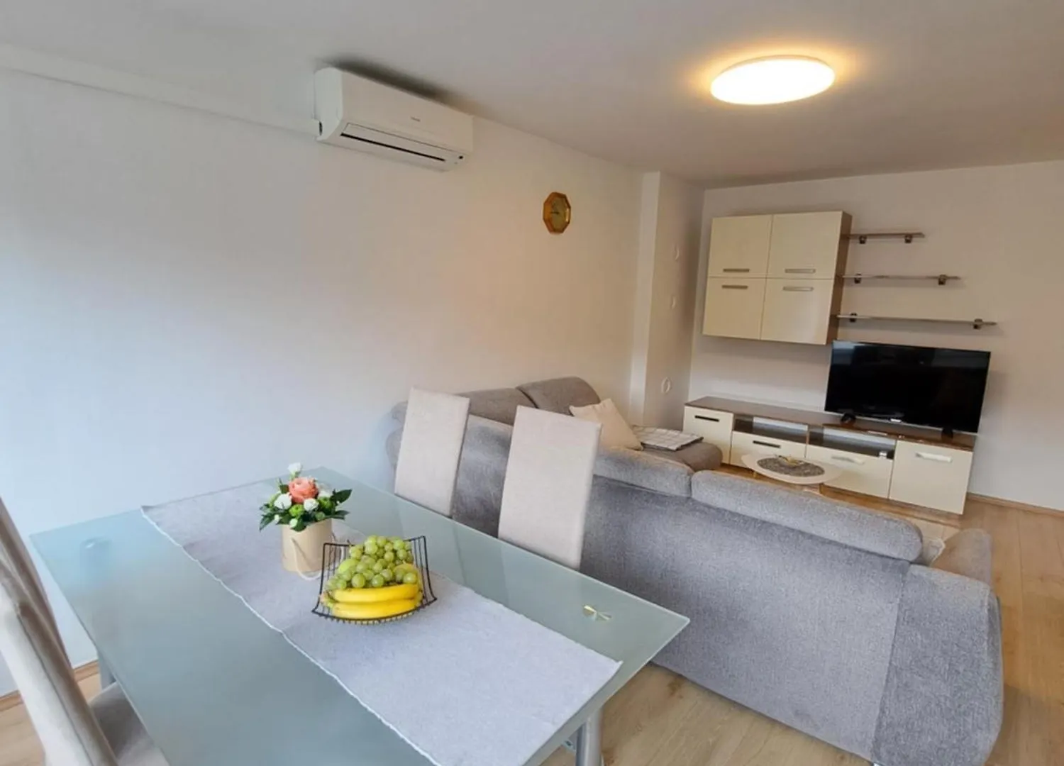 Apartment Lili - 2 Bedroom Apartment In Center Pazin